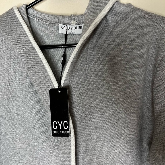 NWT! Coco Y Club Grey Hooded Knit Jacket / Bow Detail (S) - Picture 2 of 4